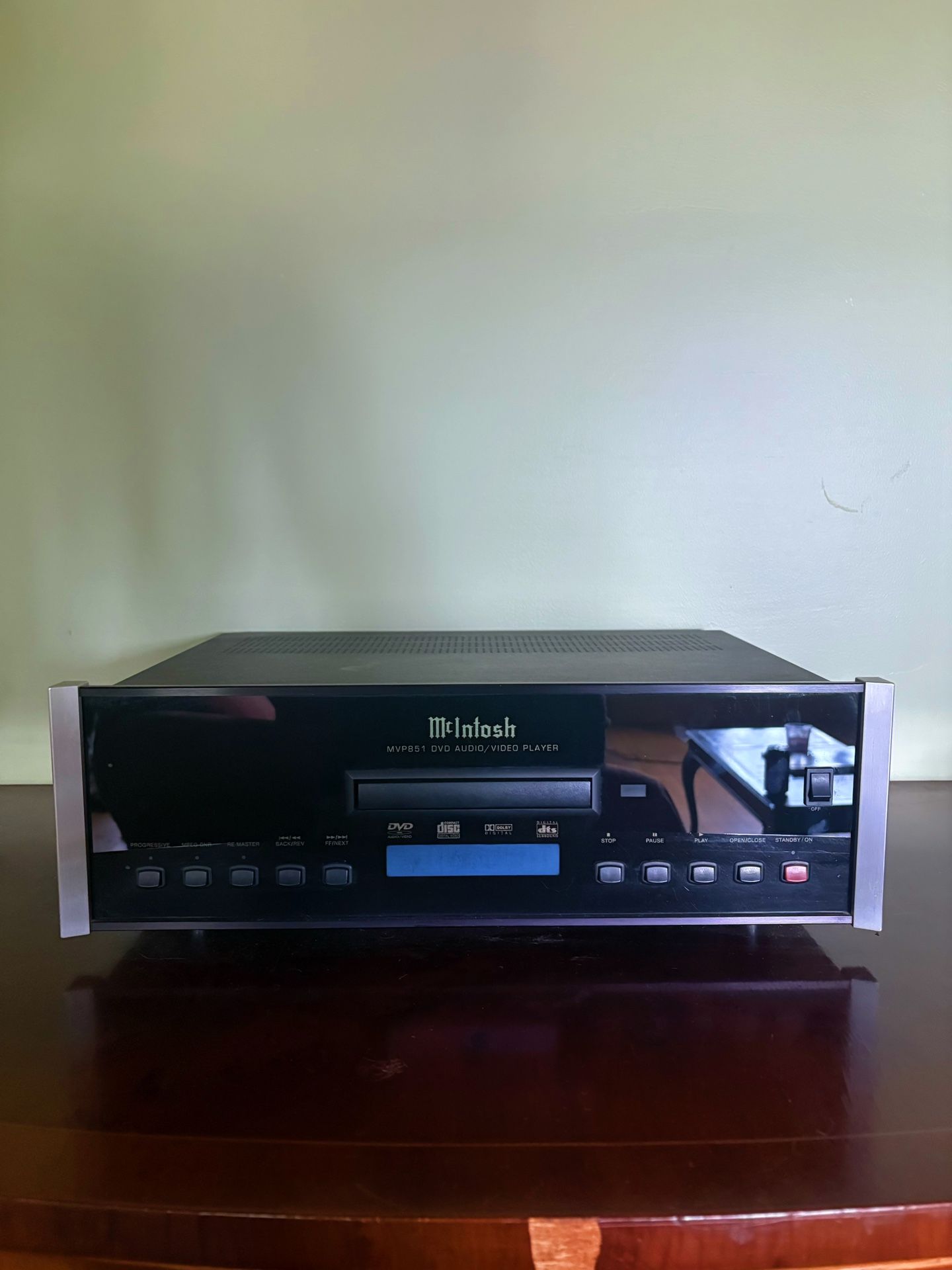 McIntosh MVP851 DVD Audio/Video Player
