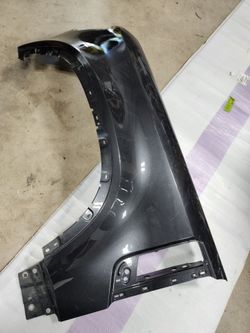 2020-2024 Range Rover Defender left Fender