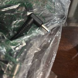 PC Charger For Laptop. Power 65 Watt
