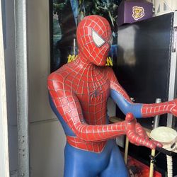 Life-sized Tobey McGuire spiderman statue 2002