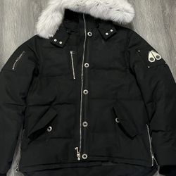 Moose Knuckle Down Jacket With White Fur Size L (Brand New) Scannable 