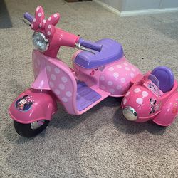 Kids Trax Toys Minnie Mouse Scooter