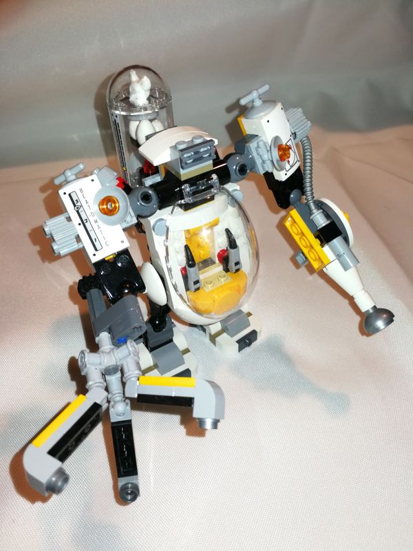 lego egghead minifigure