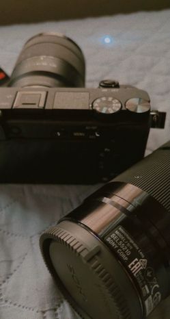 Sony A6400