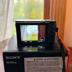 Sony - Cyber-shot RX100 VII 20.1-Megapixel Digital Camera