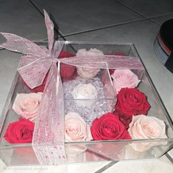 Mothers day preserved roses that last over a year