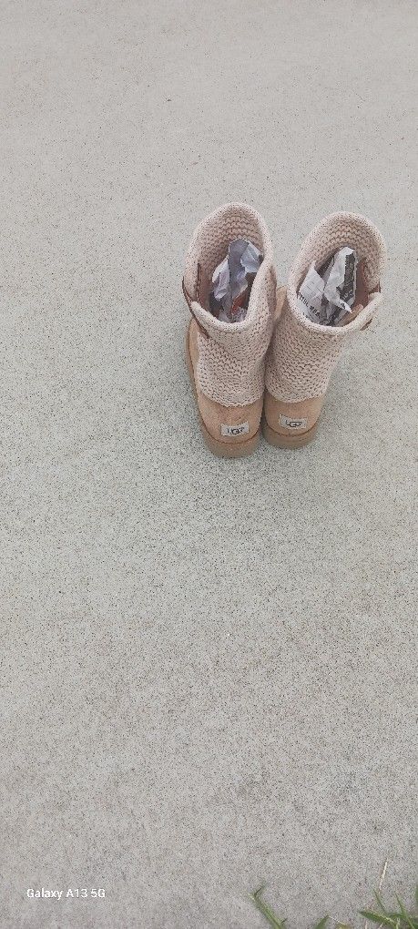 Uggs Shaina Suede And Knit  Boot, Size 8 Women 
