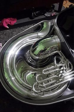 CONN TUBA