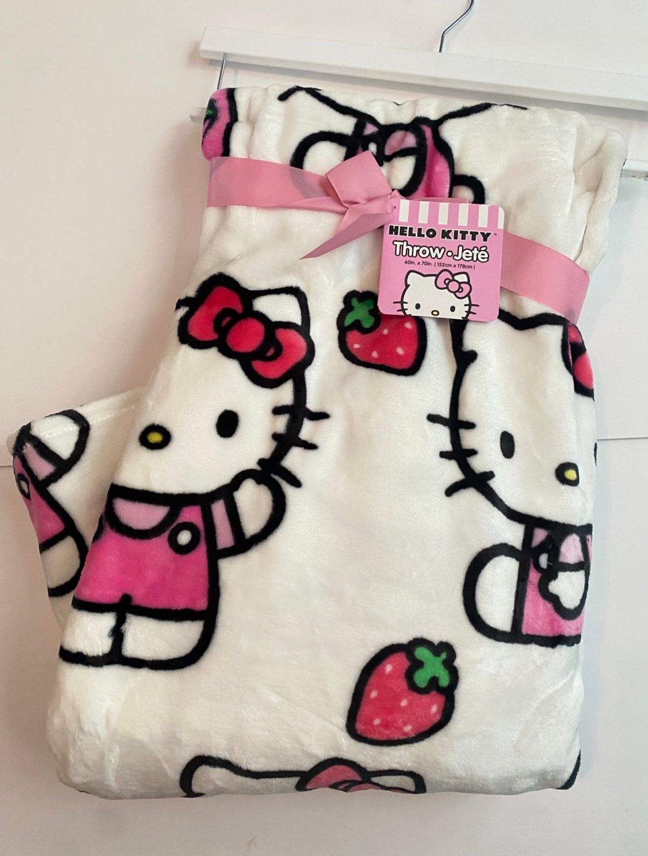 Hello Kitty Strawberry & Milk Throw Blanket