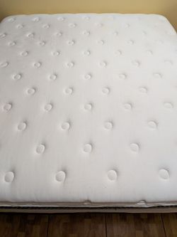 Premium WinkBeds Plus 14 inch Ki,ng Size Ma,ttress + Box Spri,ng Set. Delivery service available.
