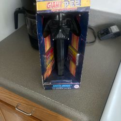 Star Wars Pez Machine With Candy