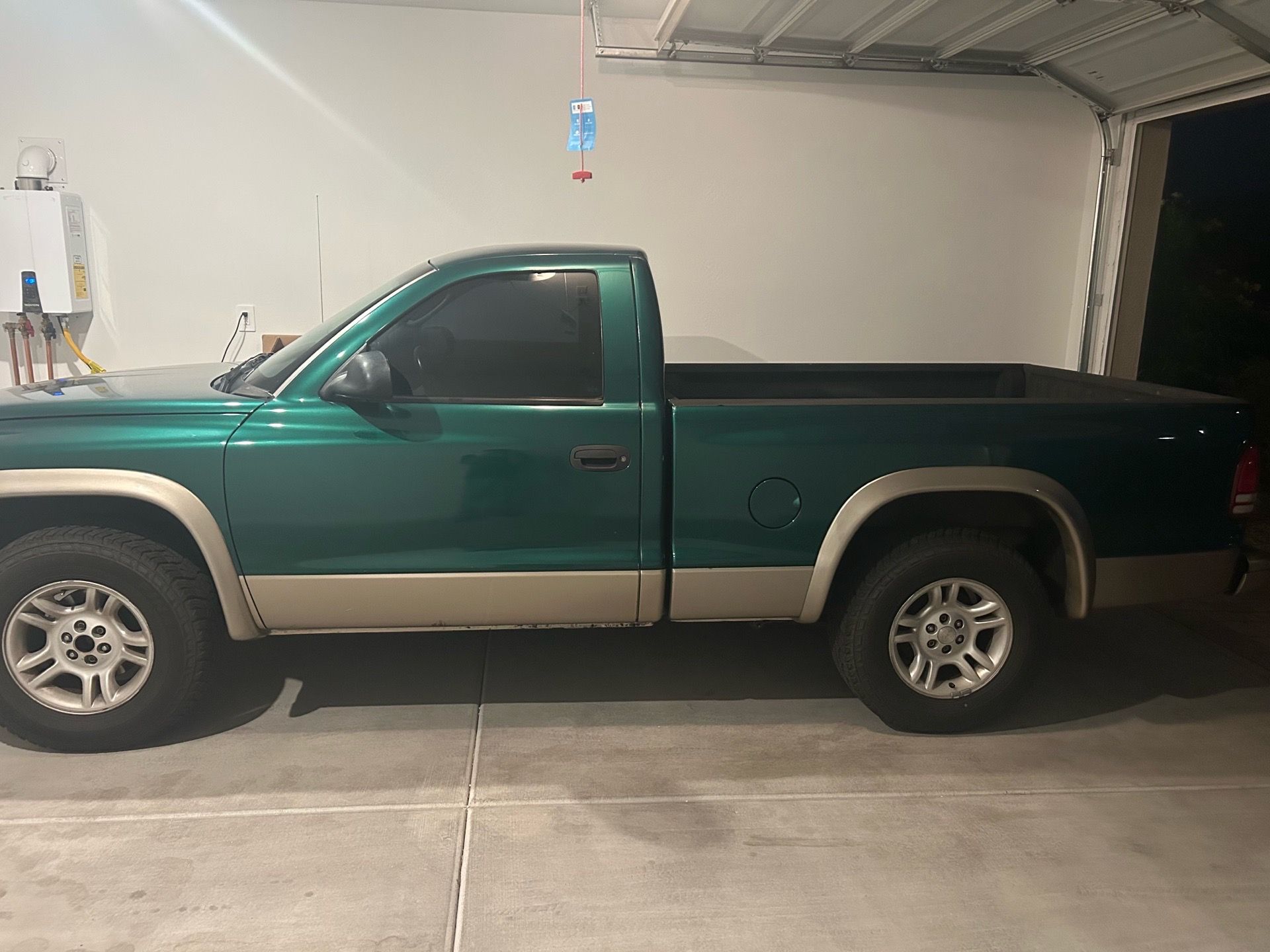 2004 Dodge Dakota