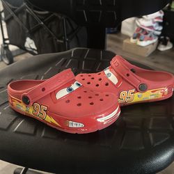 Kids shoes used , semi new and new