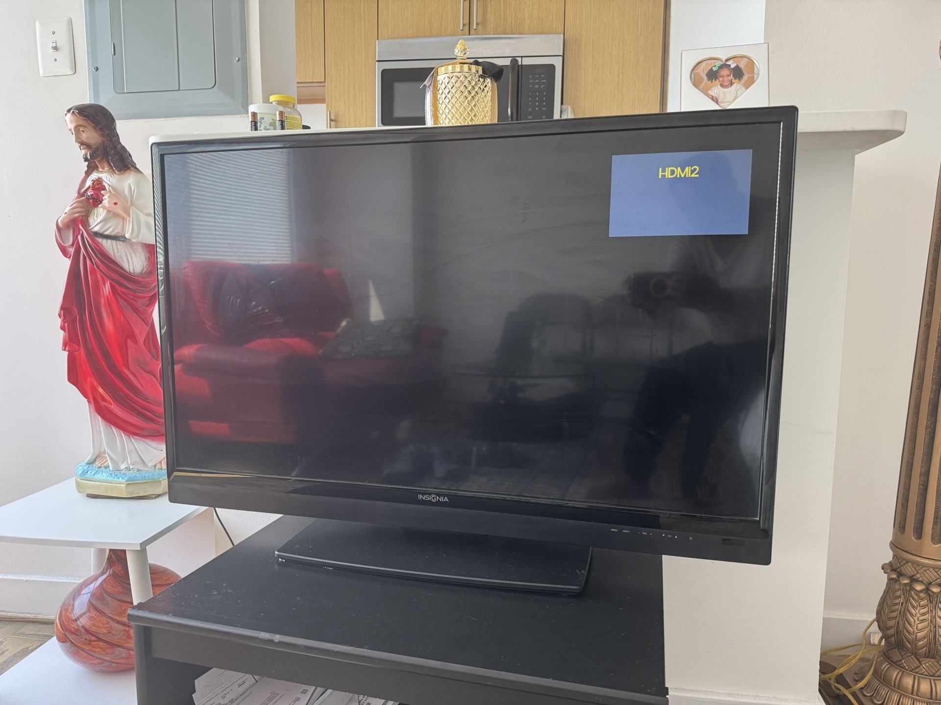 Insignia Flat Screen 47” TV