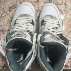 Jordan 4 Oxidize Green