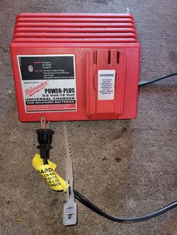 Milwaukee universal charger