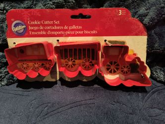 Wilton Train Cookie Cutter 3 pc Set, new