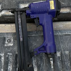 Point nail Gun