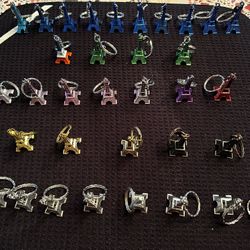 Mini Eiffel Tower keychains in various colours #EiffelTower #Keychains