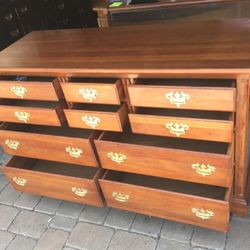 Wood Dresser with Mirror 