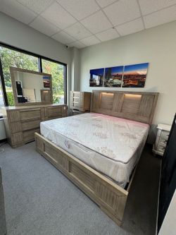 King bedroom set (FREE 24H DELIVERY AND SETUP)