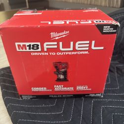 M18 Fuel Compact Router Model #2723-20