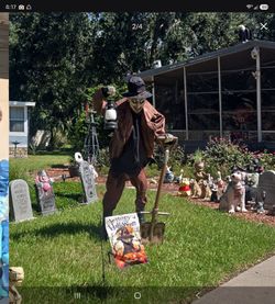 (New) Disney Haunted Mansion 6-ft Lighted Animatronic The Caretaker Grave Keeper
