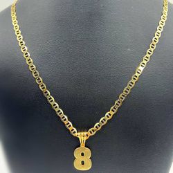 10k solid gold Mariner necklace chain with number "8" pendant made of 10k solid gold