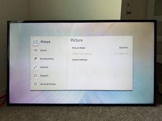 Samsung 50” Smart TV