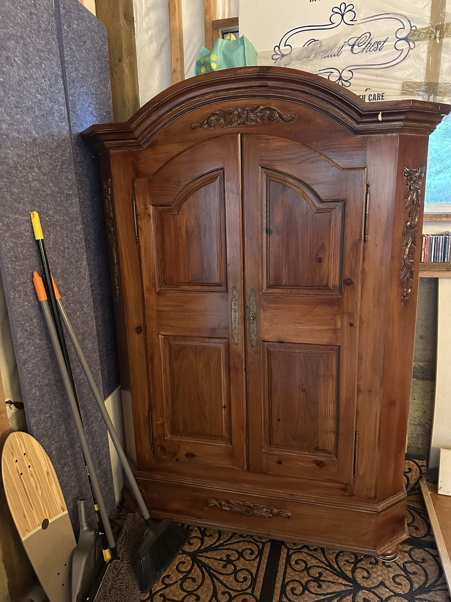 Armoire W58xD21xH83