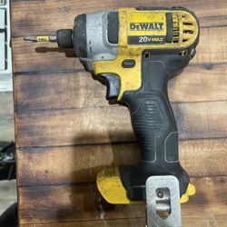 Dewalt 