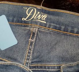 New Jeans fits 14/16