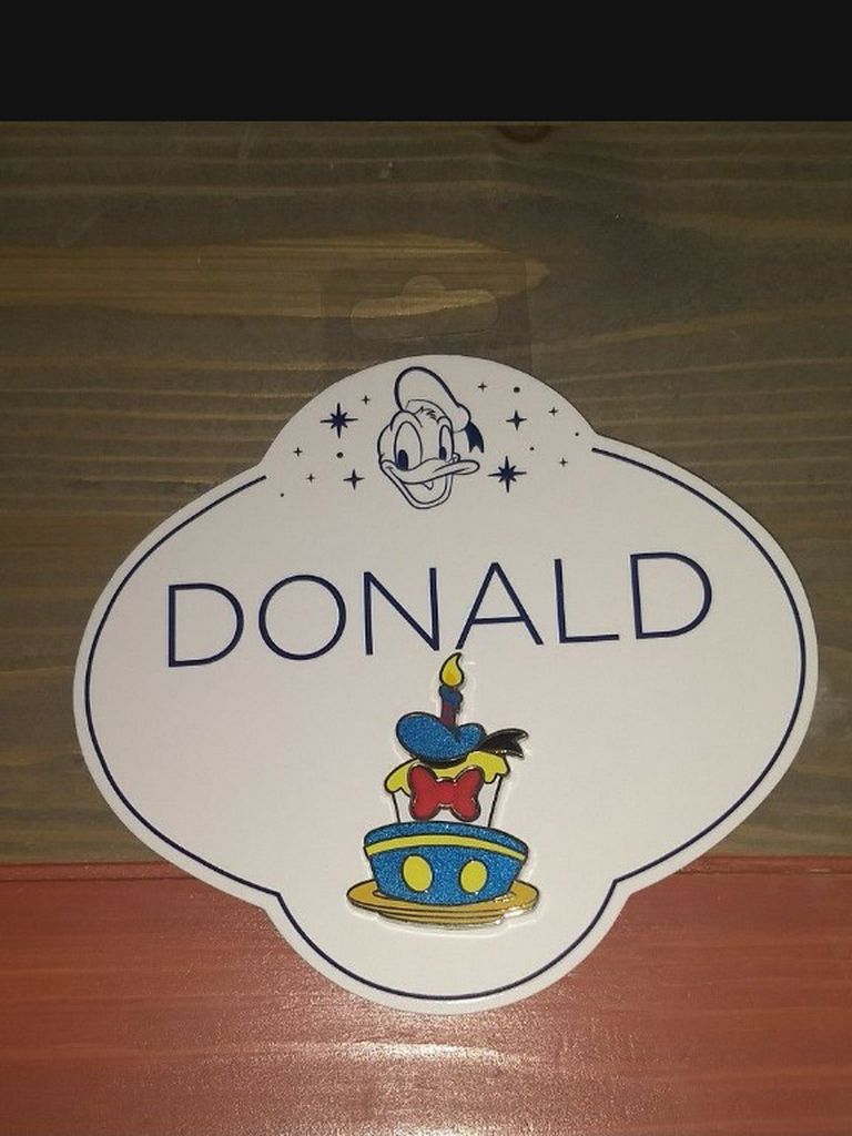 Disney Store Donald Duck 85th Anniversary Pin