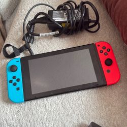 Nintendo Switch 