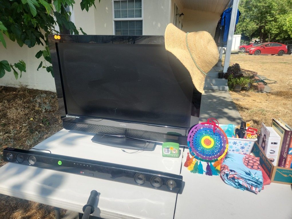 YARD SALE SUN 6/15 10:30AM-3:30PM