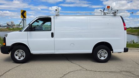 2011 Chevrolet Express 2500 Cargo Van 4.8L