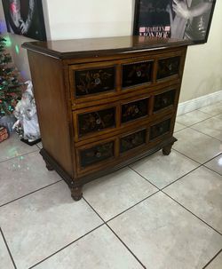 Solid Wood 3 Drawer Dresser 36”Lx18”Wx33”H
