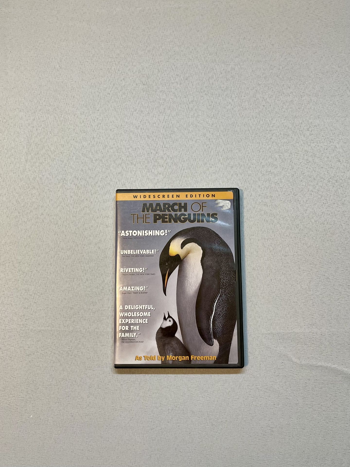 March of the Penguins DVD Widescreen Edition - Ship Only