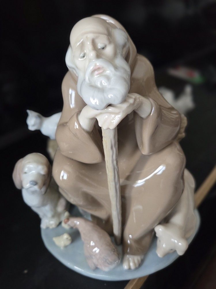 Lladro Barnyard Reflection Figurines
