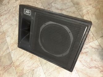 PEAVEY model: 112HS 2 Way Stage Floor Wedge Monitor Speaker - $80.00 (La Mesa)