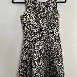 Penelope tree New black And Gold Floral Print Girls Party Dress Size L