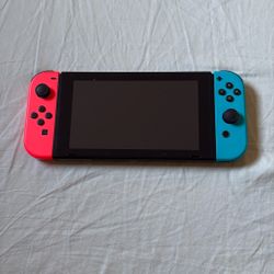 Nintendo Switch 
