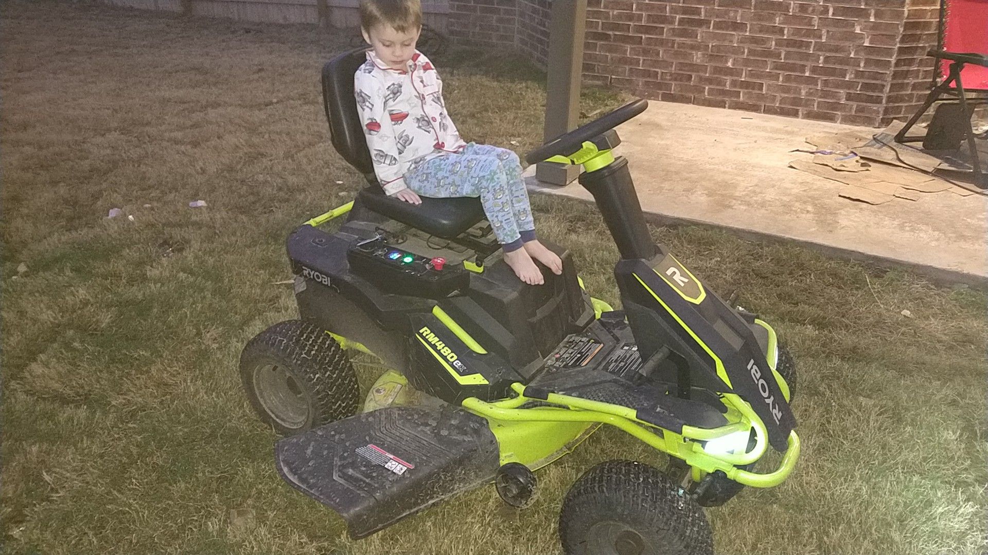 Ryobi RM480 all electric riding lawnmower. for Sale in Leander, TX