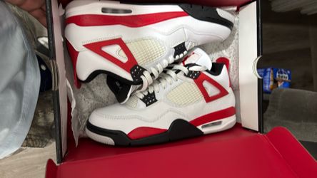 Jordan 4 red cement size 10.5
