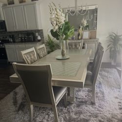 6 Seat Dinner Table