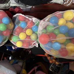 Ball pit Balls
