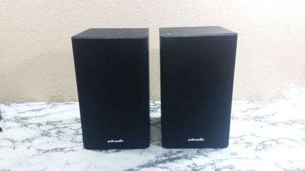 Pair of black polk audio bookshelf speakers model r1 WORKING