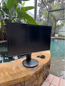 BenQ GW2765HT (27-inch, 2560×1440 QHD IPS monitor).