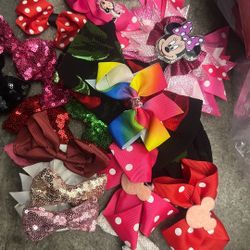 Bag Of Shows For $4 Whole Bag 