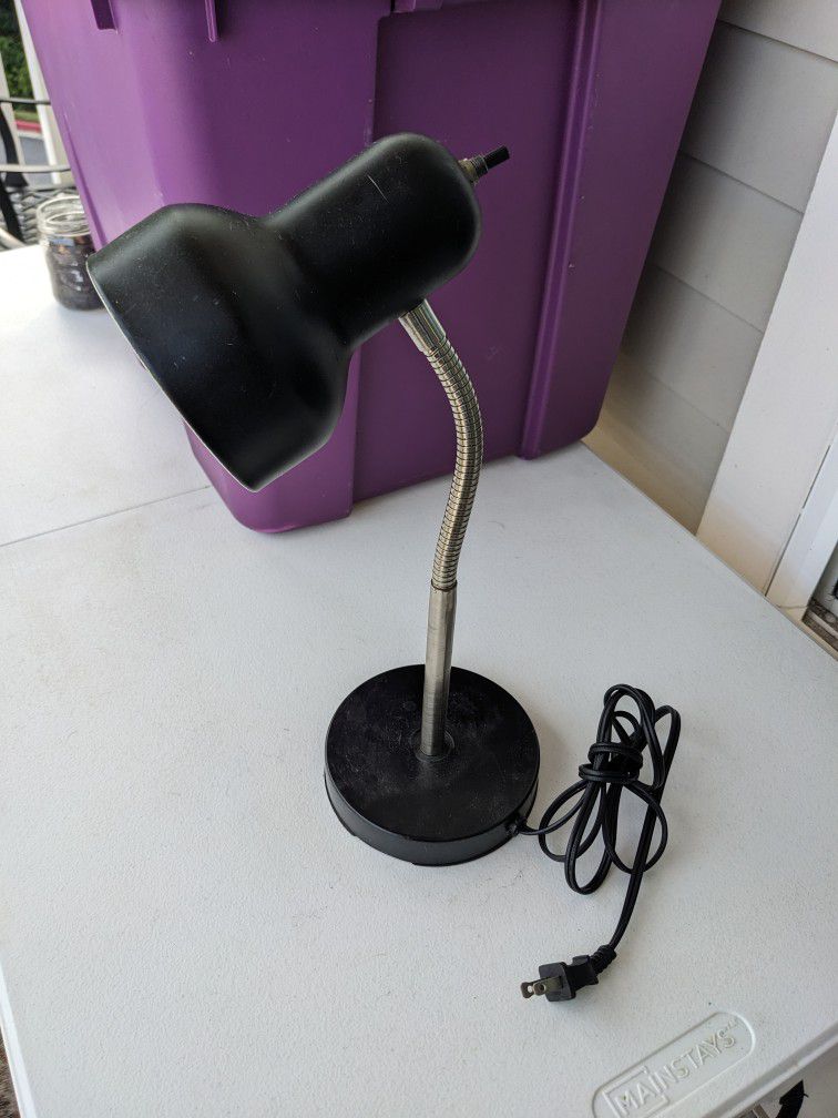 Desk lamp + Office chair mat